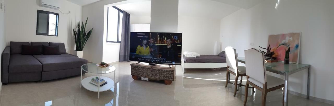 The Airy Loft - Bat Yam Apartment Exterior photo